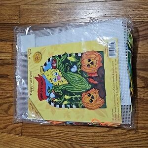 Janlynn happy fall farm 3795 platic canvas kit, 10x15 NIP